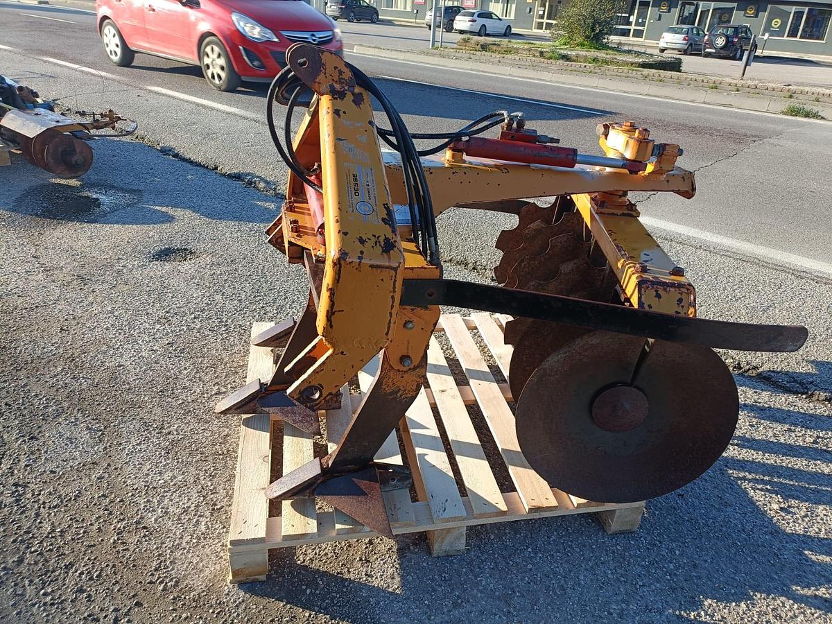 Usato ripper disco Oesse mod 6D idraulico-per vigneto o frutteto