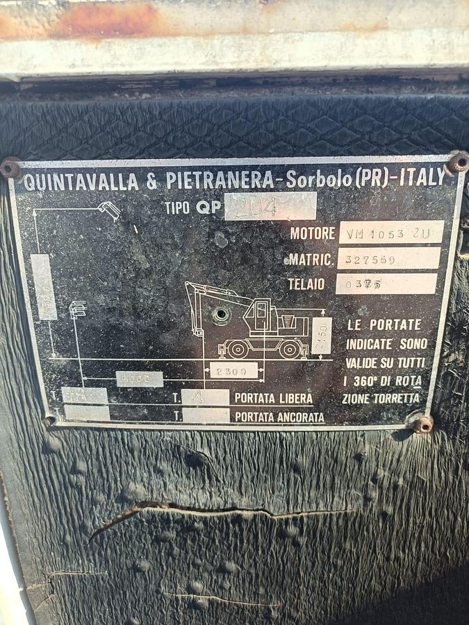 Usato cabina per escavatore o carica letame