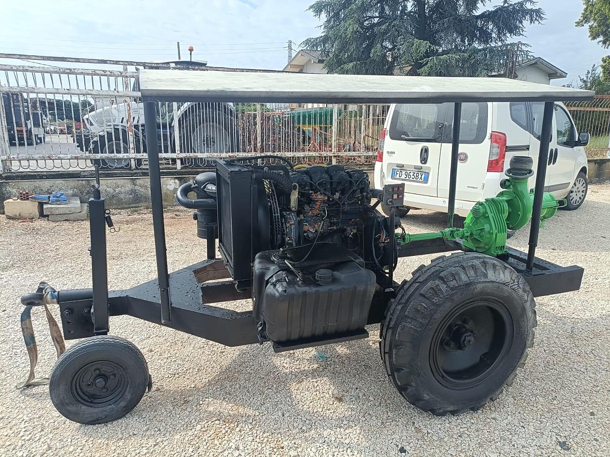 Usato gruppo motopompa motore VM 85 cv