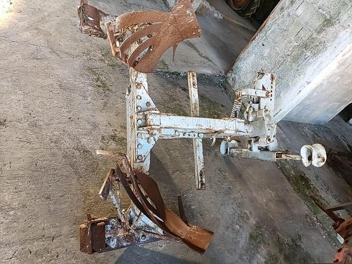 Usato Aratro monovomere Er.Mo