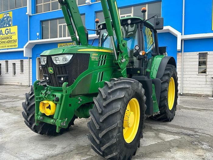 Usato John Deere 6155 M con caricatore JD