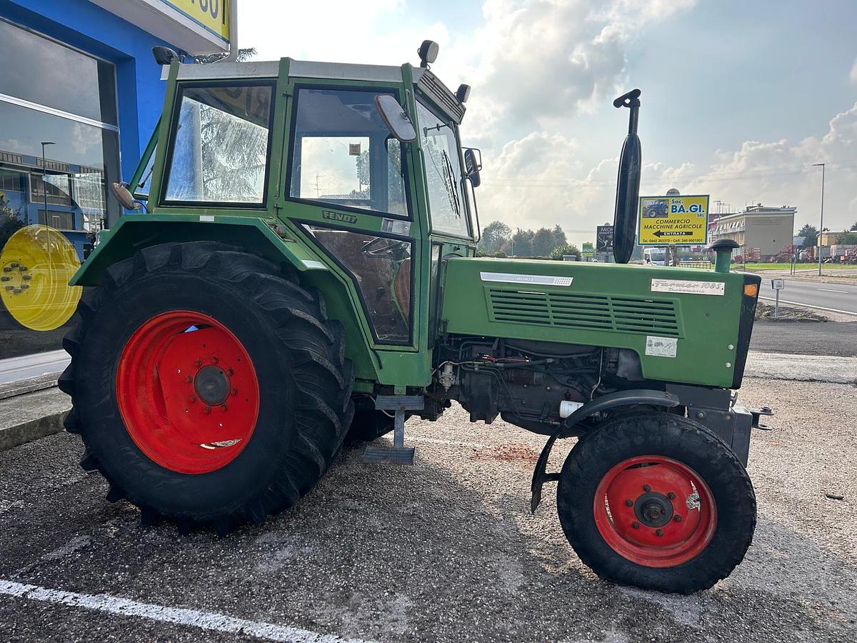 Usato Fendt Farmer 108 S Auris Turbomatik-clima-fr.aria