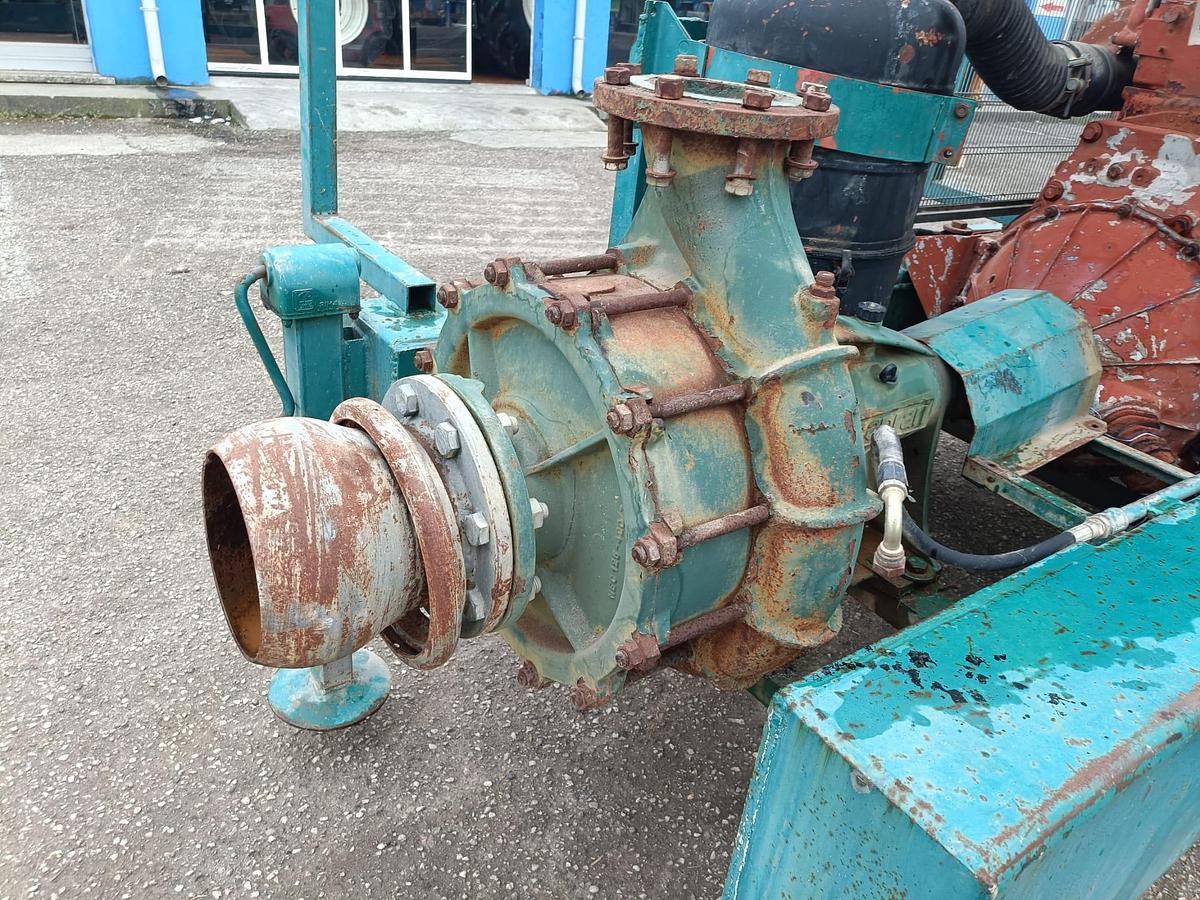 Usato gruppo motopompa con motore da camion 6 cilindri