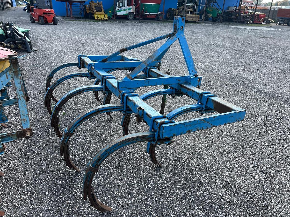 Usato Preparatore estirpatore a 9 ancore da 2,50m