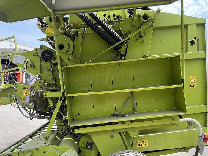 Usato Rotopressa Claas Variant 180 anno 2009