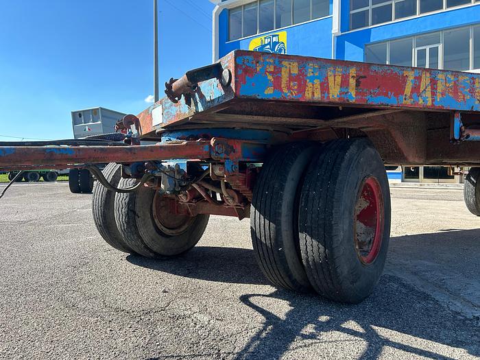Usato Pianale Dotti 3 assi-lunghezza 9 m