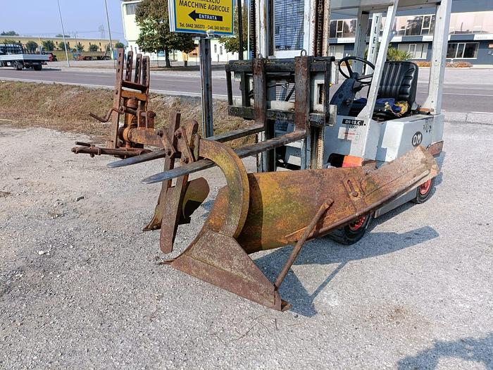 Usato Aratro monovomere per trattori dai 40 ai 70 CV