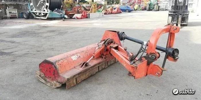 Used Trincia fossi a giraffa m 1;80 -marca TIERRE-2014