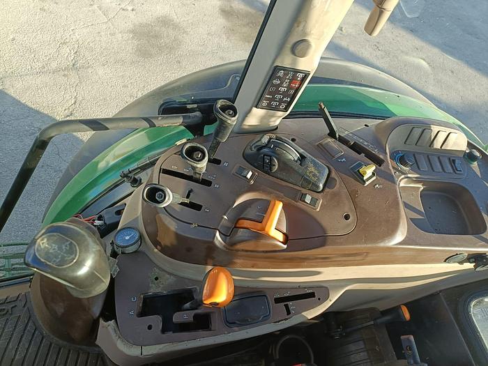 Usato John Deere 5820-fr. aria