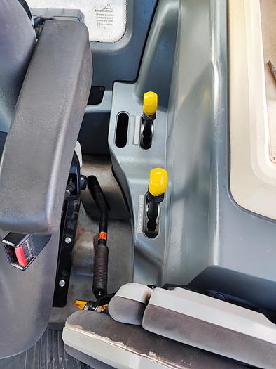 Usato Landini 5-110H 2016-4 cil Perkins-traino 140q