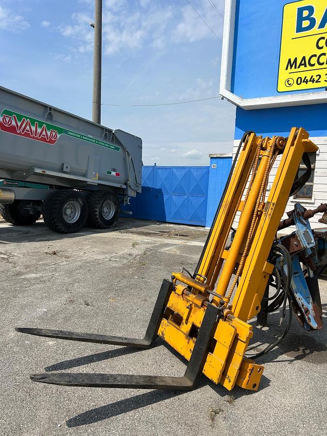 Usato Muletto posteriore con forche- alt 3,50m