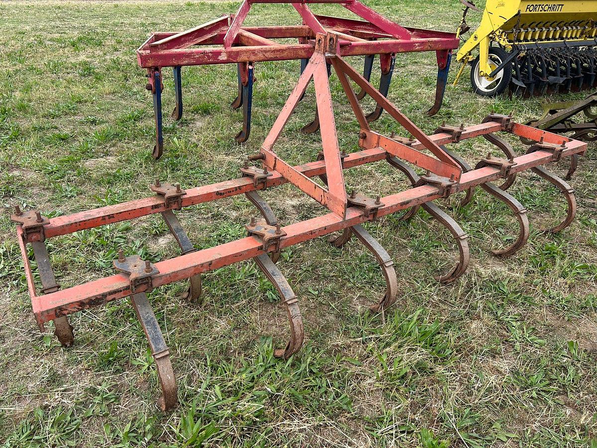 Usato Estirpatore preparatore da 3,10m a 13 ancore