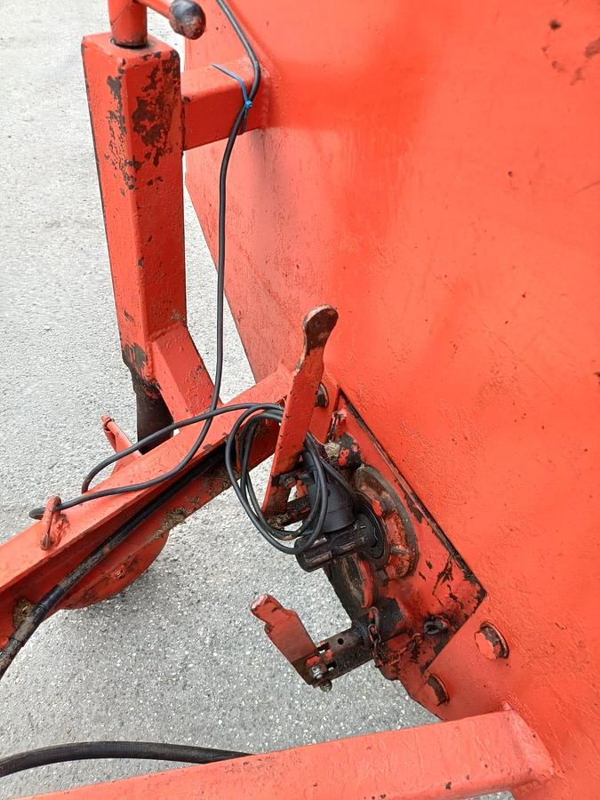 Usato Spandiletame per vigneto o frutteto trazionato