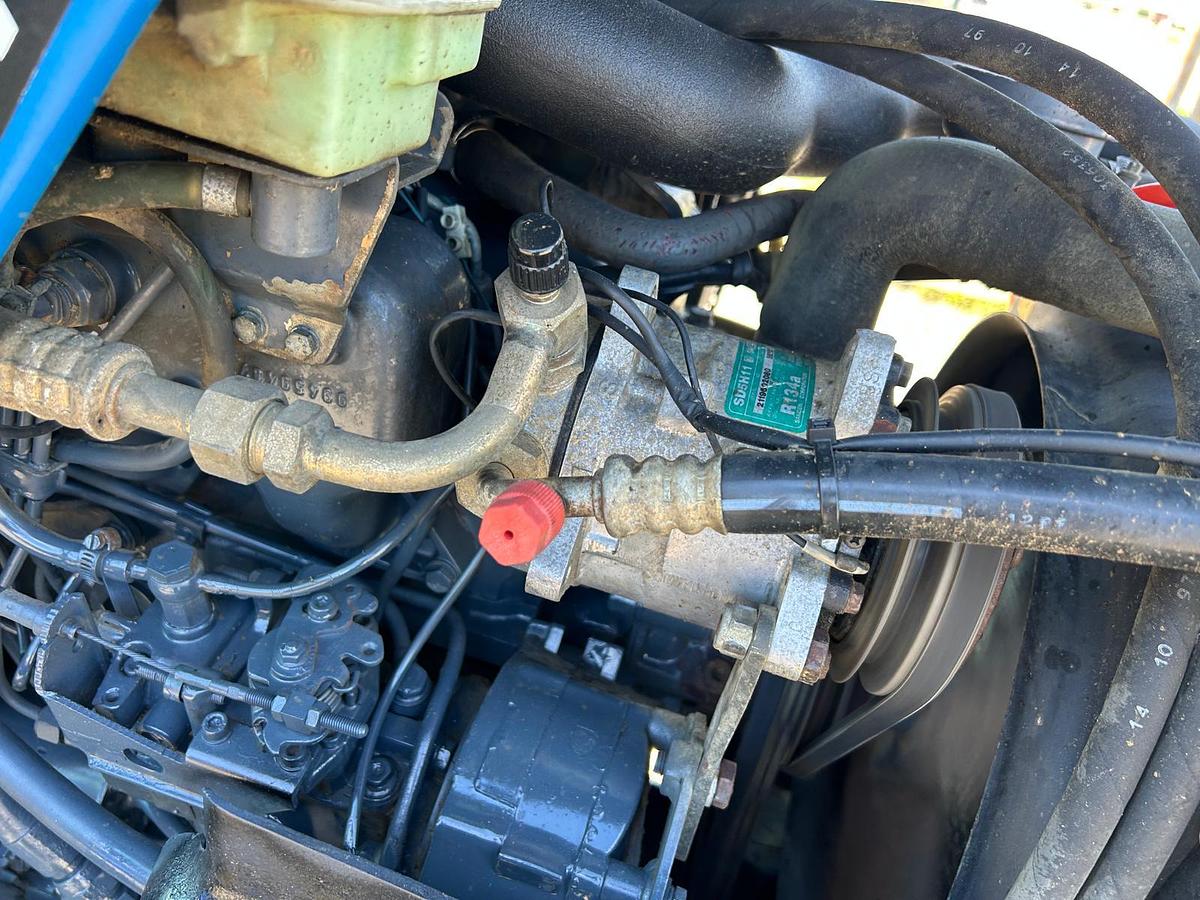 Usato new holland TN 65 D- clima- idroguida