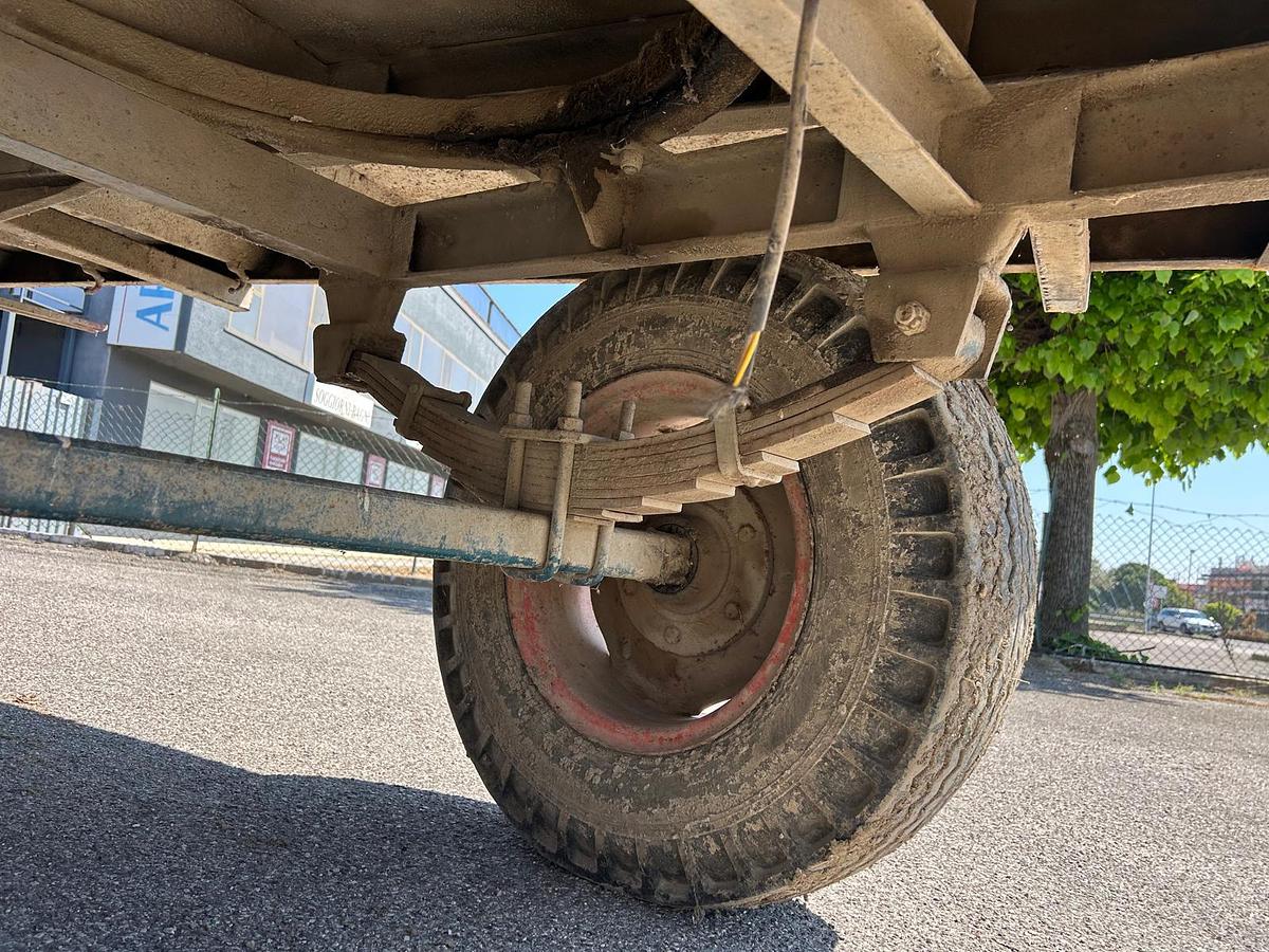 Usato Rimorchio agricolo Mutti con ralla- 50 q 