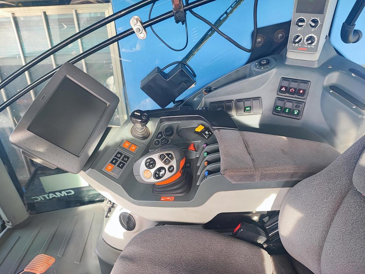 Usato Claas Axion 940 Cmatic-tutto sospeso-fr aria e olio 200q