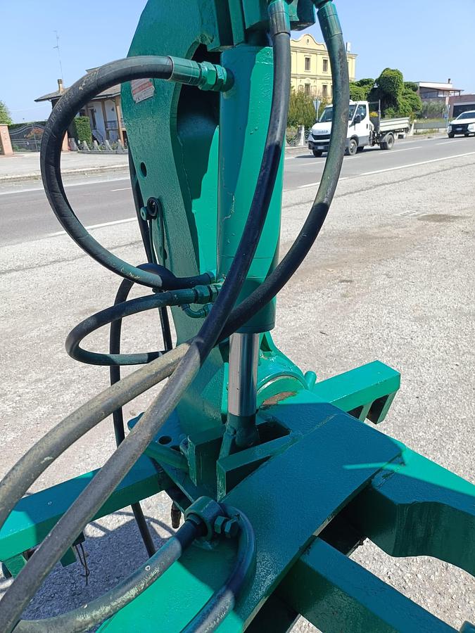 Usato aratro monovomere voltaorecchio Lago tutto idraulico