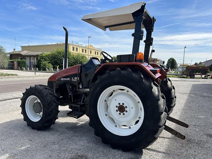 Usato New Holland L 85- CV 85- Cilindri 4- anno 1998
