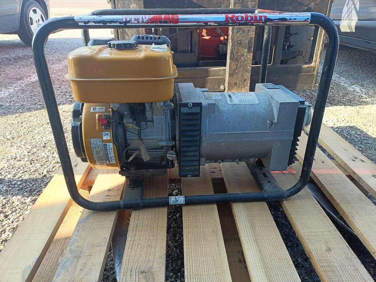 Usato Generatore Roby 2.5 KW a benzina