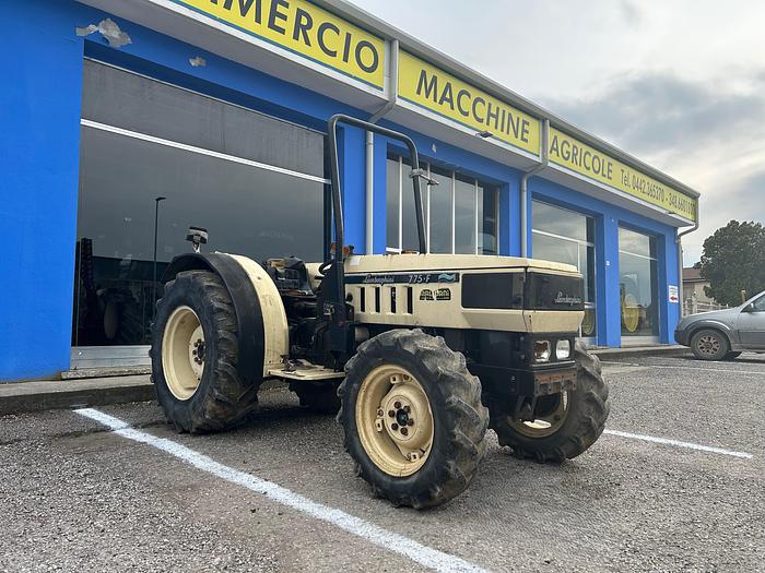 Usato Lamborghini 775 frutteto con arco di protezione 