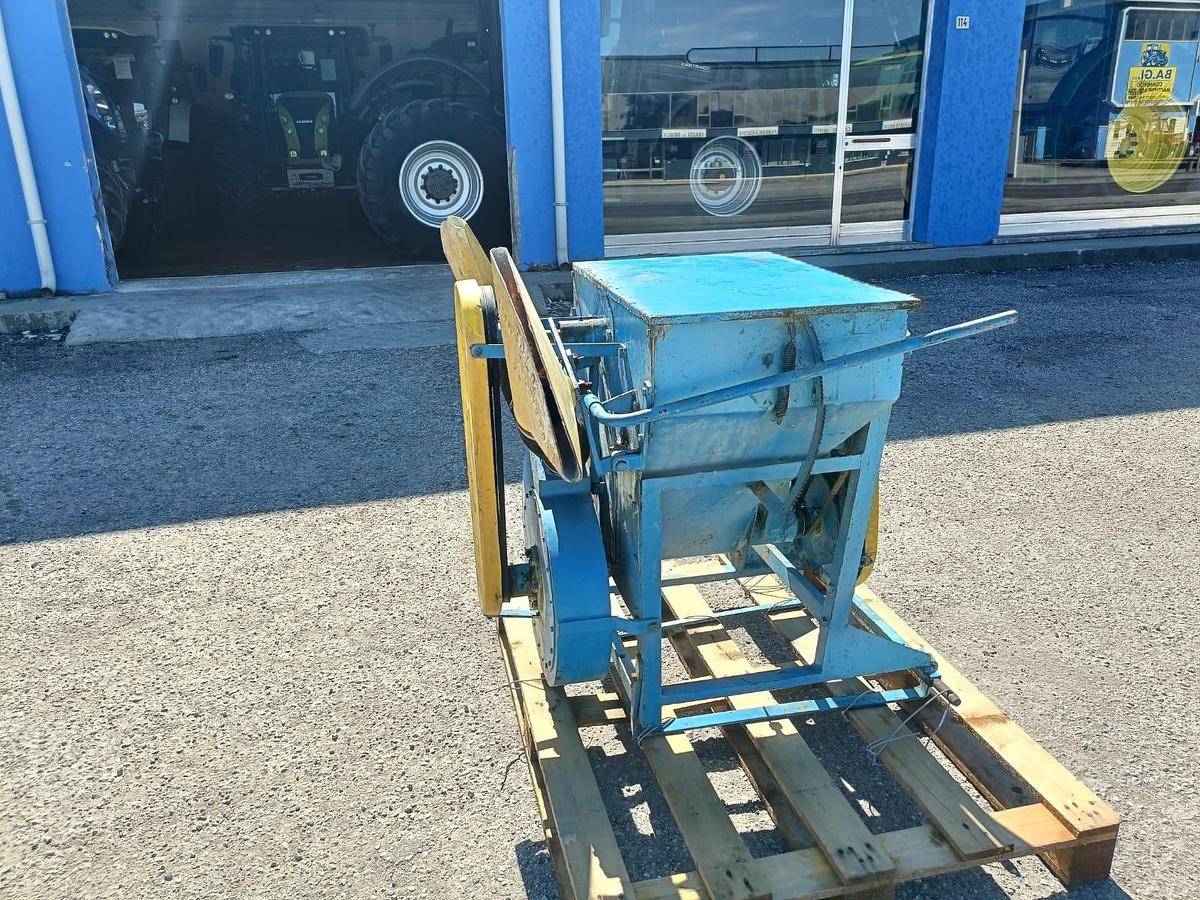 Usato solfatrice Eolo per vigneto