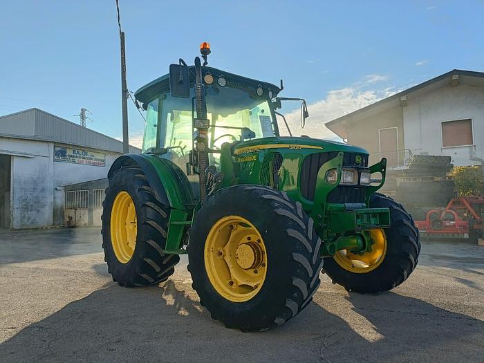 Usato John Deere 5820-fr. aria