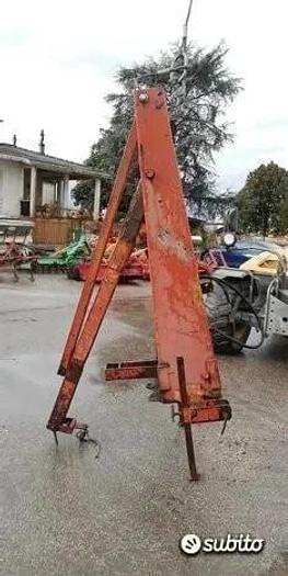 Usato Braccio al 3 punto con gancio per sacconi