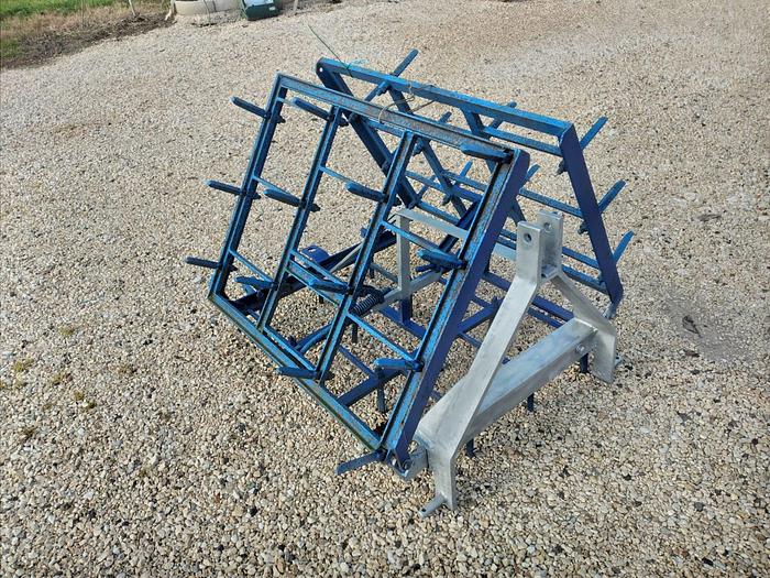 Usato Erpice pieghevole a denti fissi da 2,50m