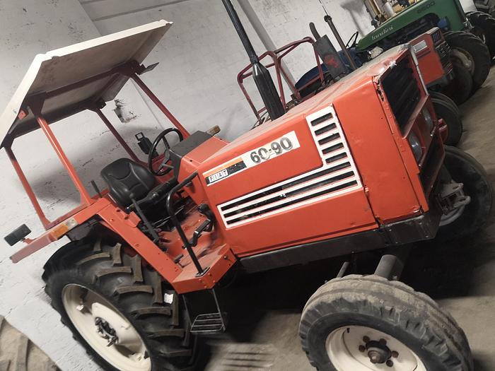 Usato Fiat Agri 60 90 - CV 65 - idroguida -arco di prote