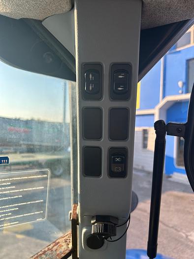 Usato New Holland T7.250-Powershift-fr.aria-5000 ore IN ARRIVO