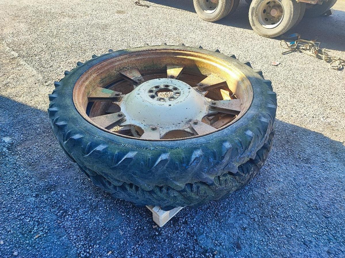 Usato Gomme varie con cerchio o senza