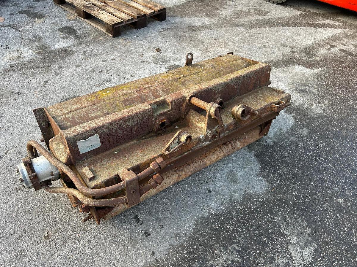 Usato testata trinciante o trincia per escavatore da 1,25m