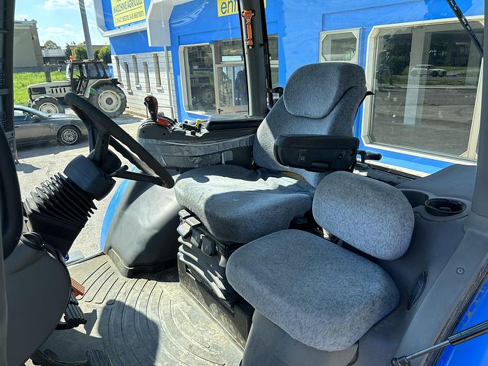 Usato New Holland TG 285-CV 315-ore 11052-anno 2005