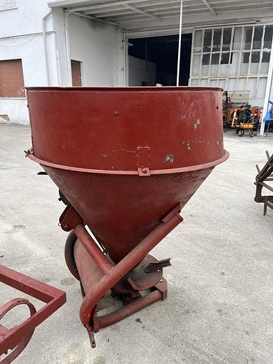 Usato Spandiconcime vari