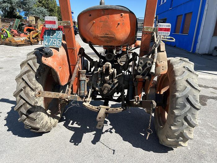 Usato Fiat 250 con arco di protezione
