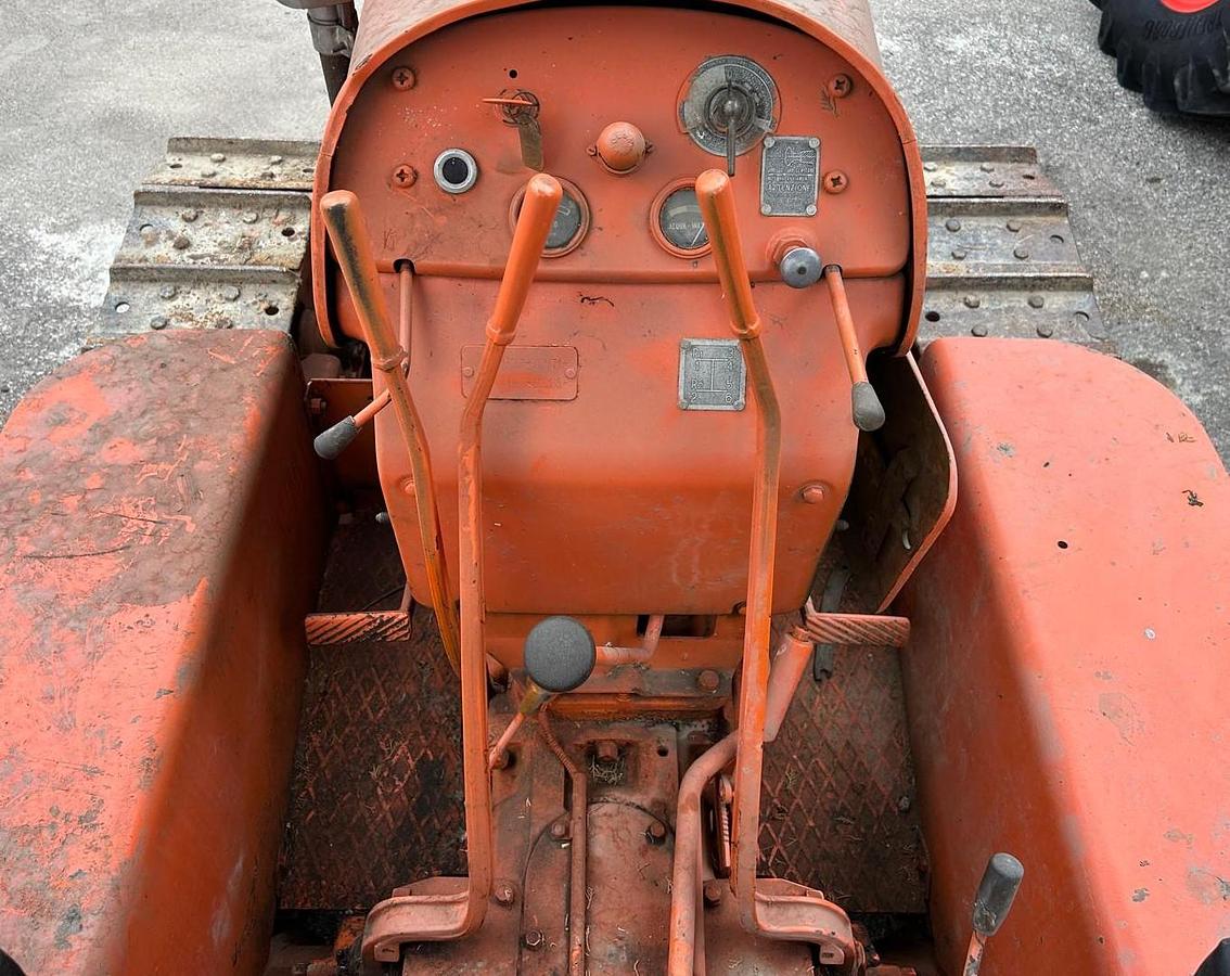 Usato Fiat 411 C cingolato rifatto tutto a nuovo