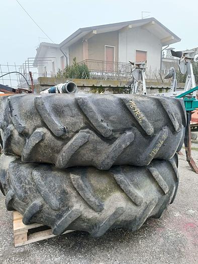 Usato Gomme trattore o rimorchio agricolo varie misure