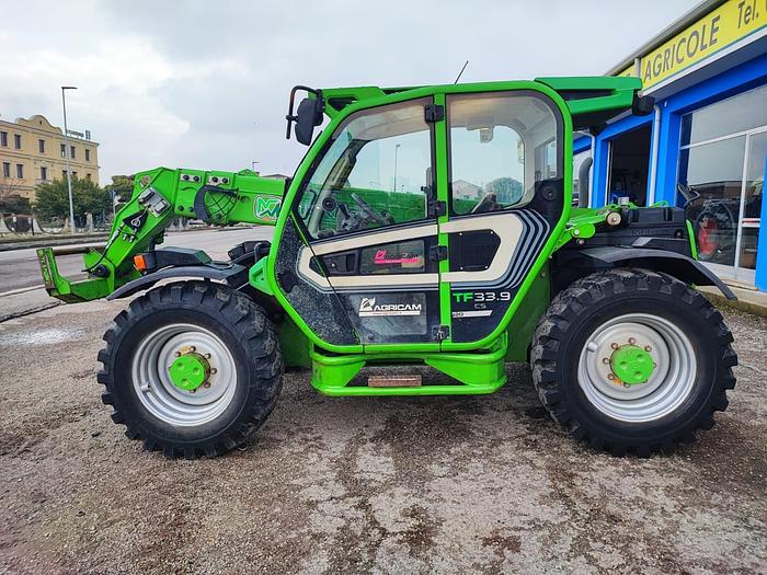Usato Telescopico agricolo Merlo TF 33.9 CS- due sfili