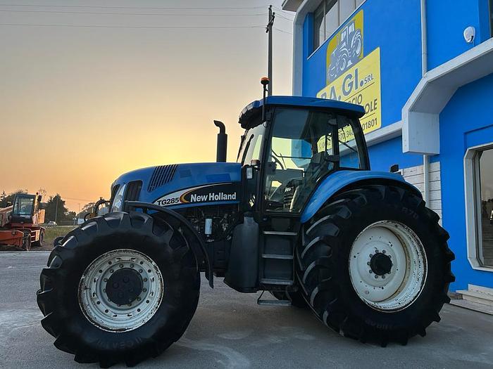 Usato New Holland TG 285 ponte anteriore sospeso- CV 315