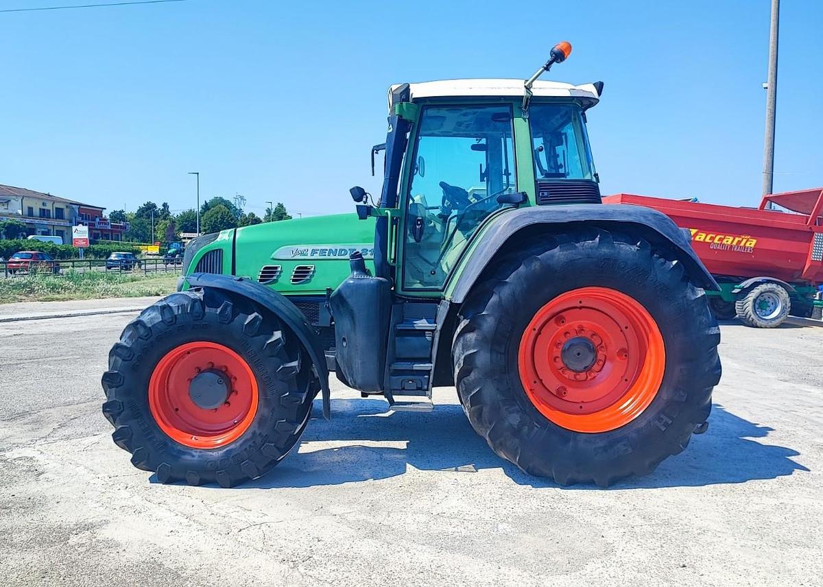 Usato Fendt 818 TMS Vario-motore e cambio rifatti