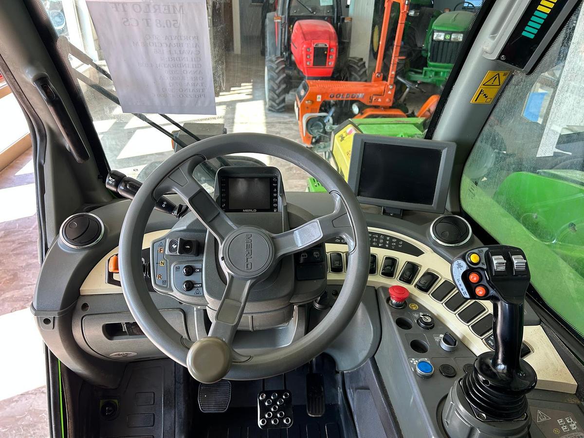 Usato Merlo TF 50.8 T-CS cabina sospesa