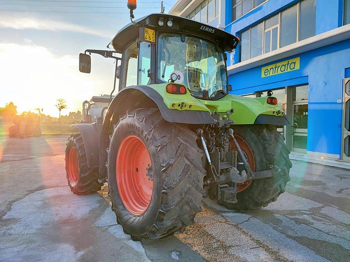 Usato Claas Arion 530 - soll. anteriore - PTO anteriore