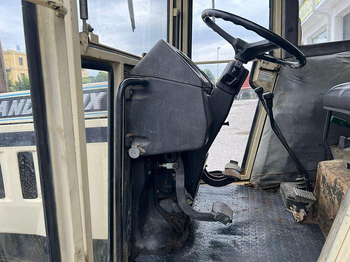 Usato Lamborghini 674 DT anno 1990 - 40 km ora CV 75