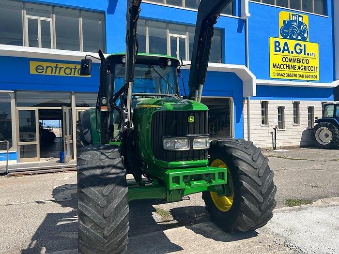 Usato John Deere 6820- CV 150- anno 2004- ore 6500