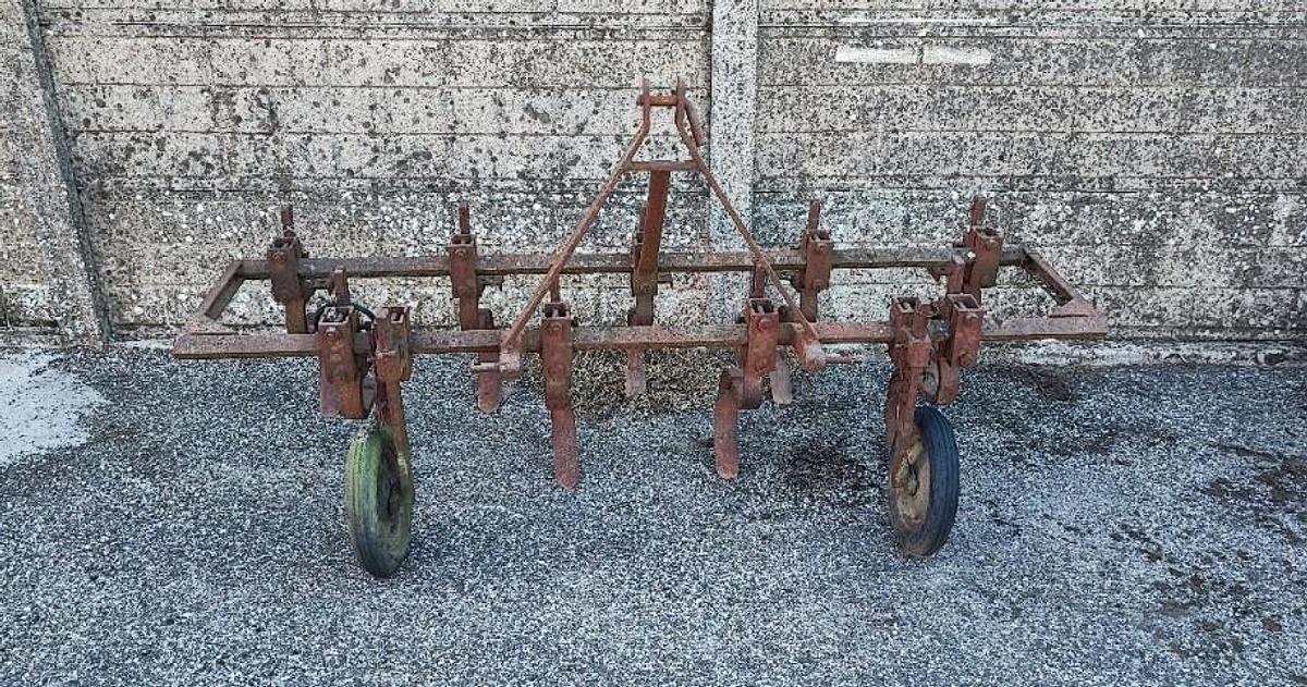 Usato Estirpatore preparatore 9 ancore 2 m