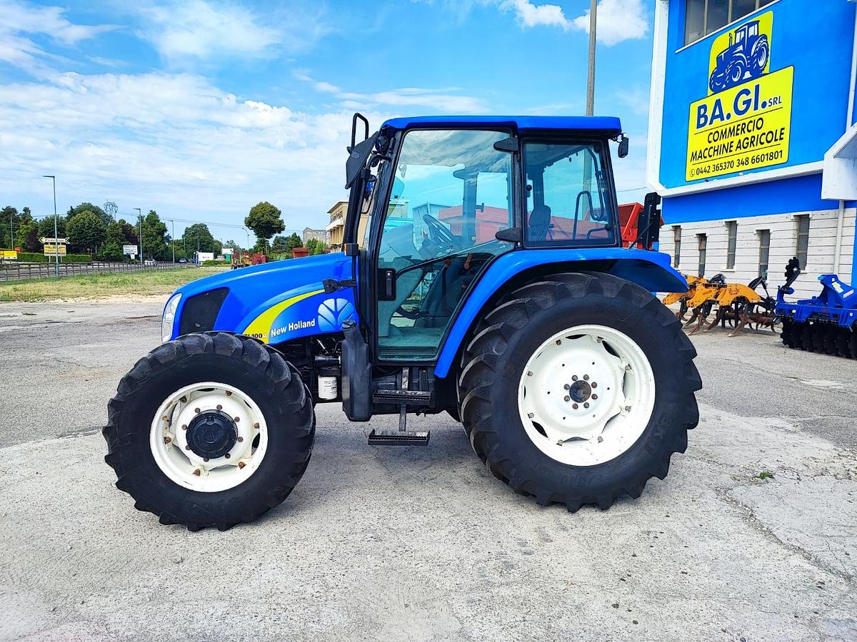 Usato New Holland TLA 100-4800 h