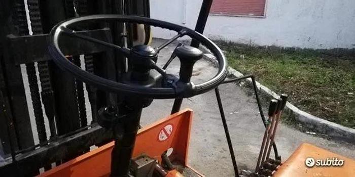 Usato Muletto elettrico C. Folli - alzata 15 q