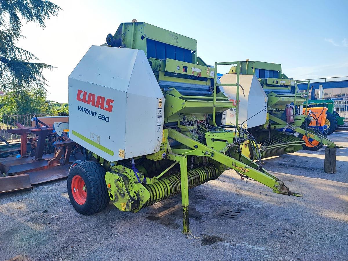 Usato Rotopressa Claas Variant 280 DA SISTEMATE