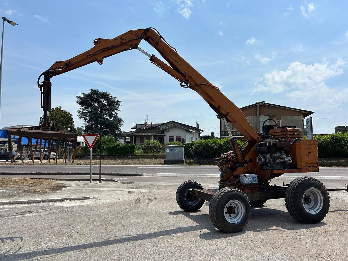Usato Carica letame semovente Ruggerini