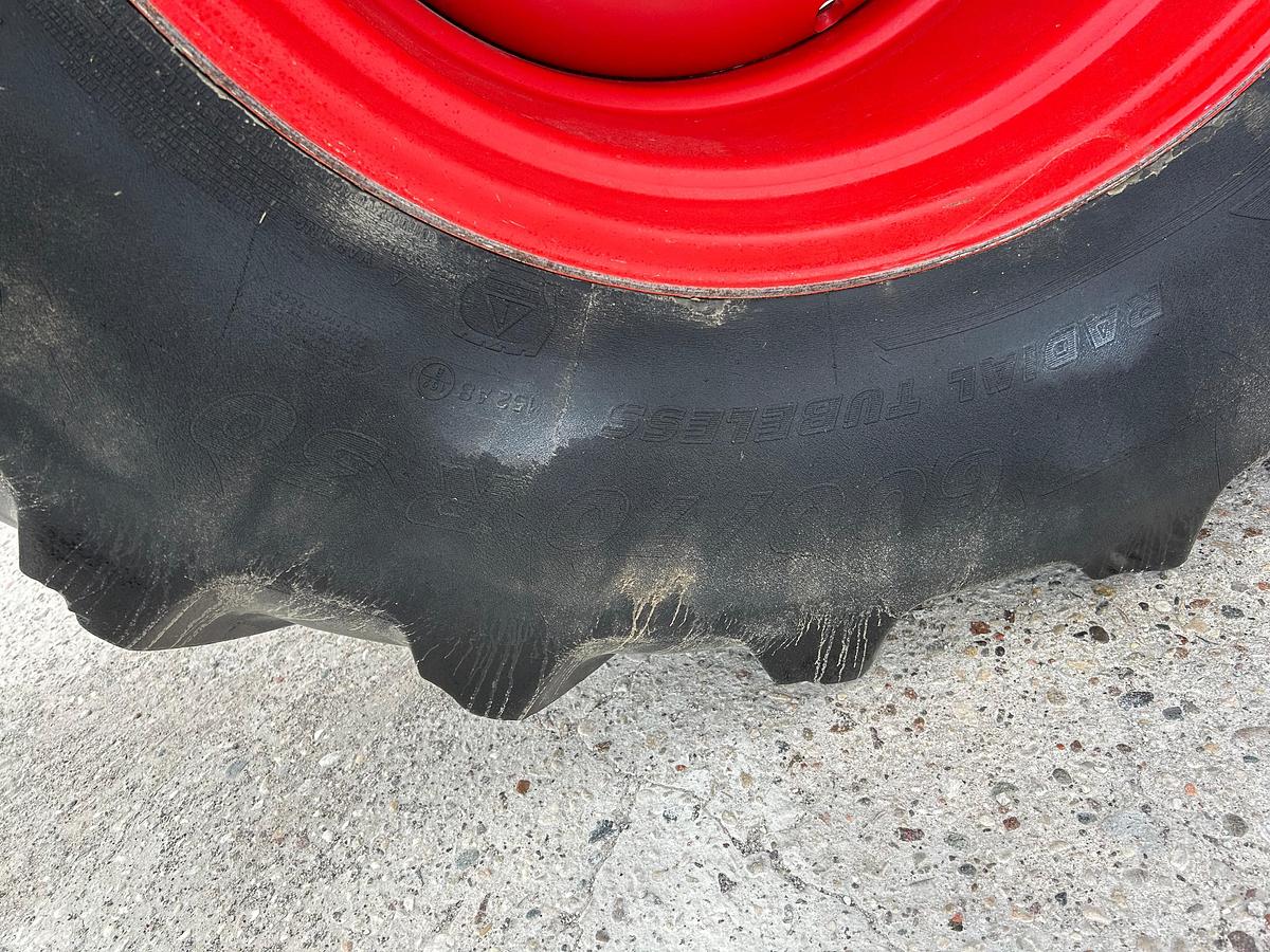 Usato Fendt 828 Vario Profi Plus- PTO e soll ant